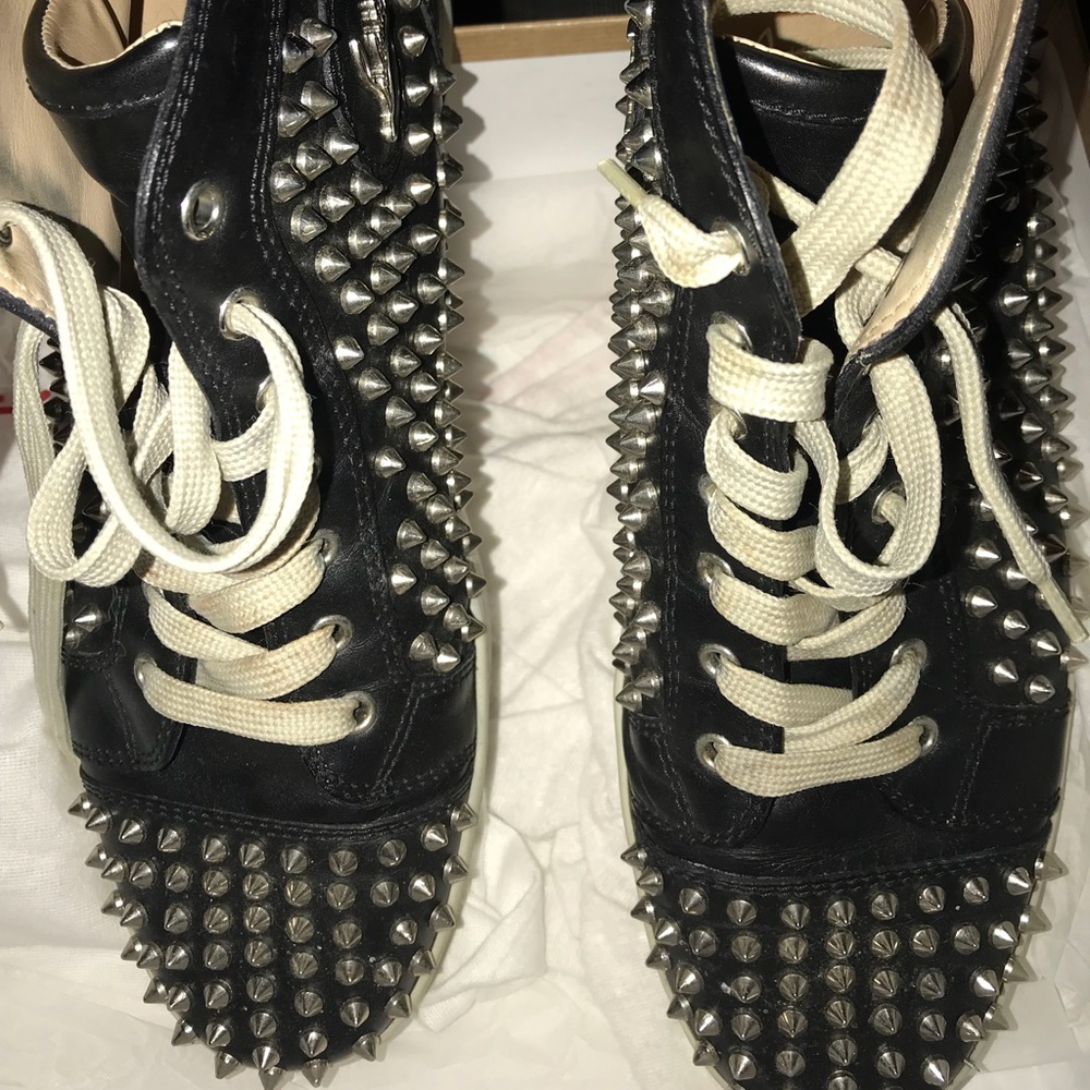 Louboutin sneakers for men’s
